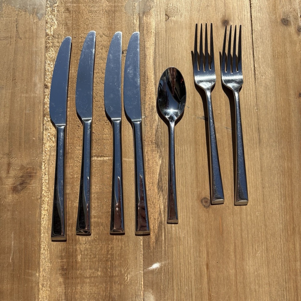 7‎ Pieces Mikasa Rockford 18/10 Stainless Steel Flatware